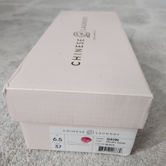 Chinese Laundry Gavin Micro Suede Black Flats - Picture 10 of 15